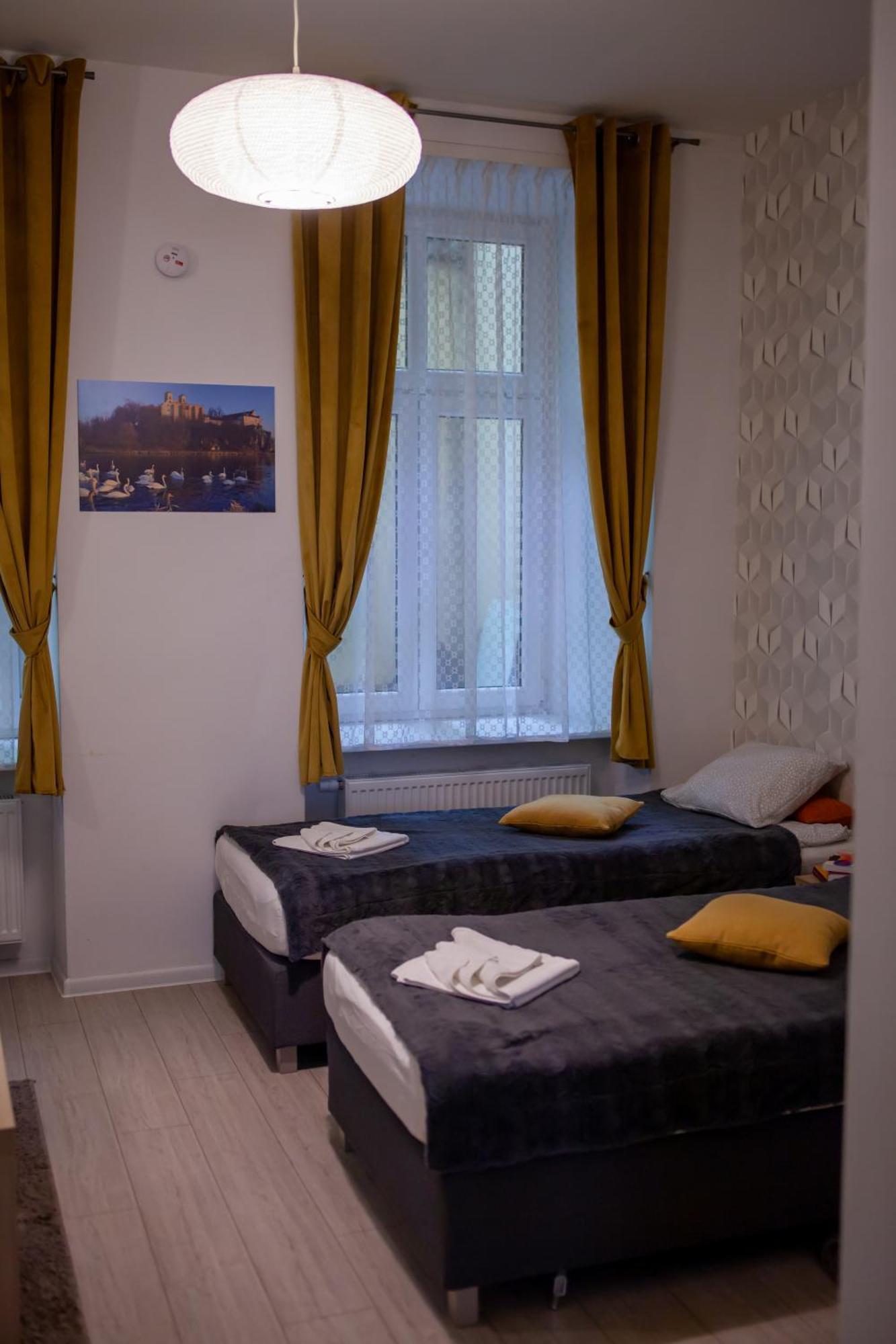 Lukas Guest Rooms Краков Экстерьер фото