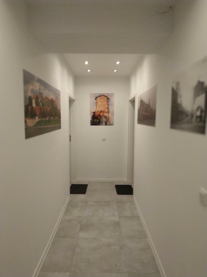 Lukas Guest Rooms Краков Экстерьер фото